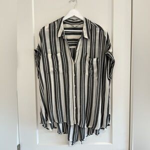 Lucky Brand open back button up top